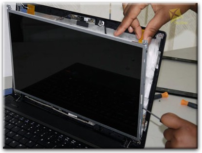 Замена экрана ноутбука Emachines в Тосно