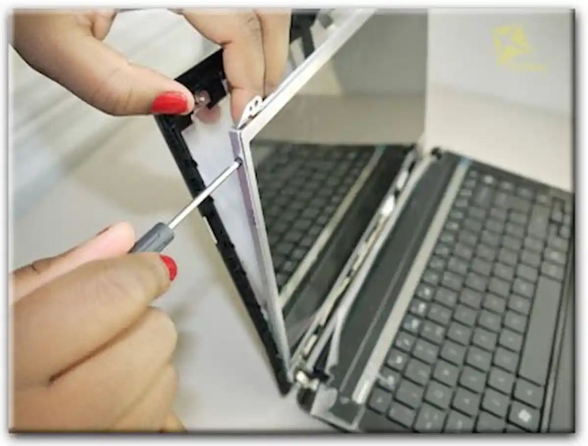 Замена экрана ноутбука Packard Bell в Тосно